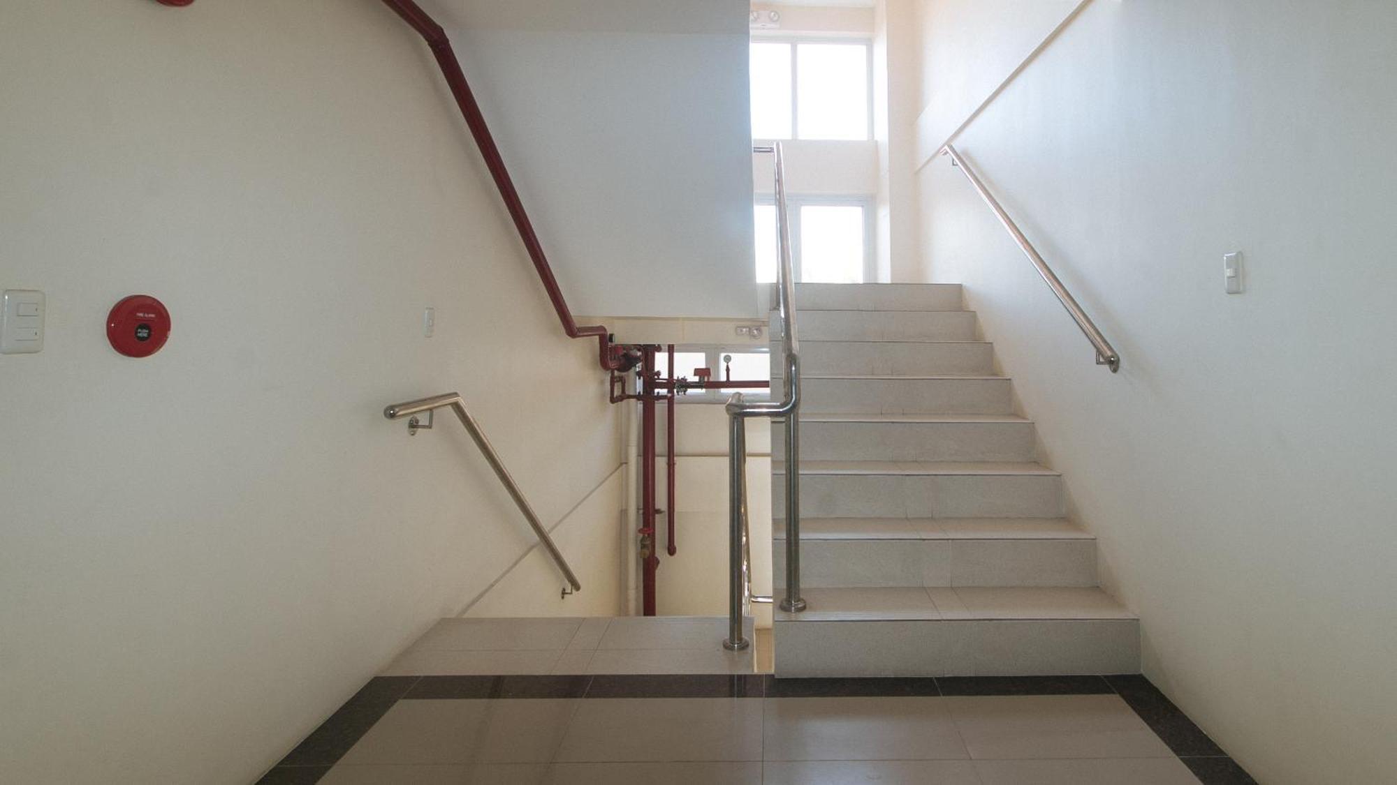 Reddoorz @ Leoncia Apartelle Mandawe Exterior foto